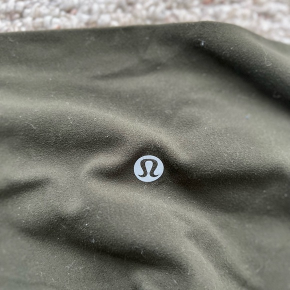 23 inch align Lulu lemon leggings - Picture 3 of 3